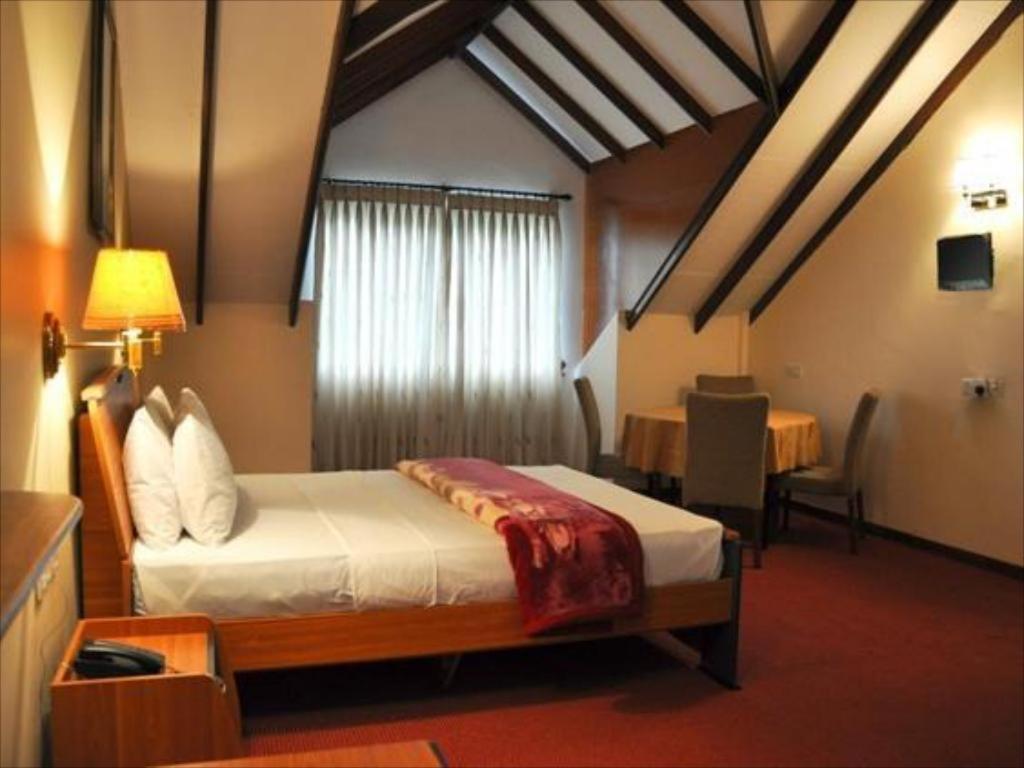 Stamford Star Hotel Нувара Елия Екстериор снимка